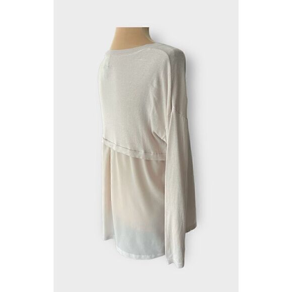 August Moon Women’s Cream Long Sleeve Semi-Sheer Lower Back Sweater Size Medium - Picture 3 of 9
